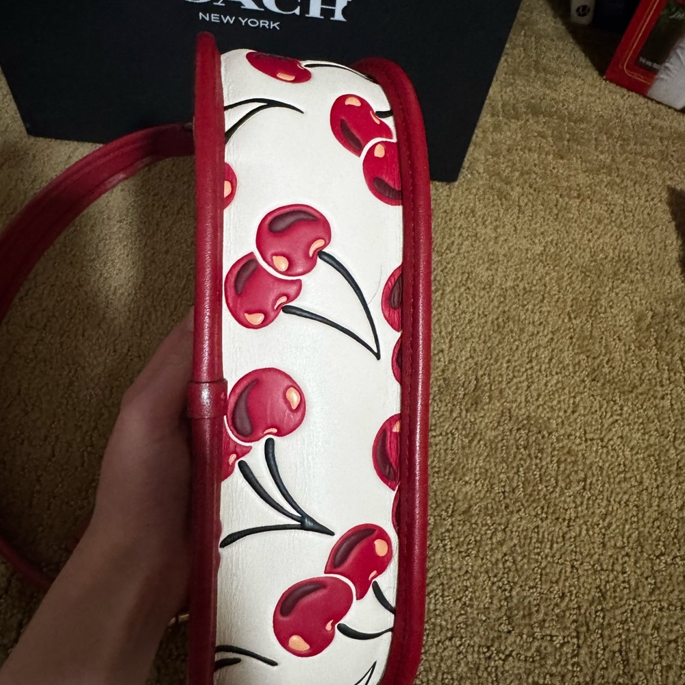 Coach Cherry Swinger Bag (Re-edition) - Picture 6 of 8